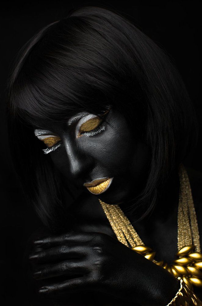 Золотистая