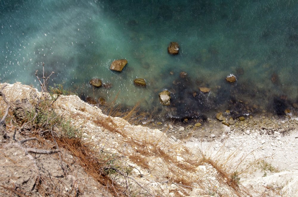 Сверху вниз