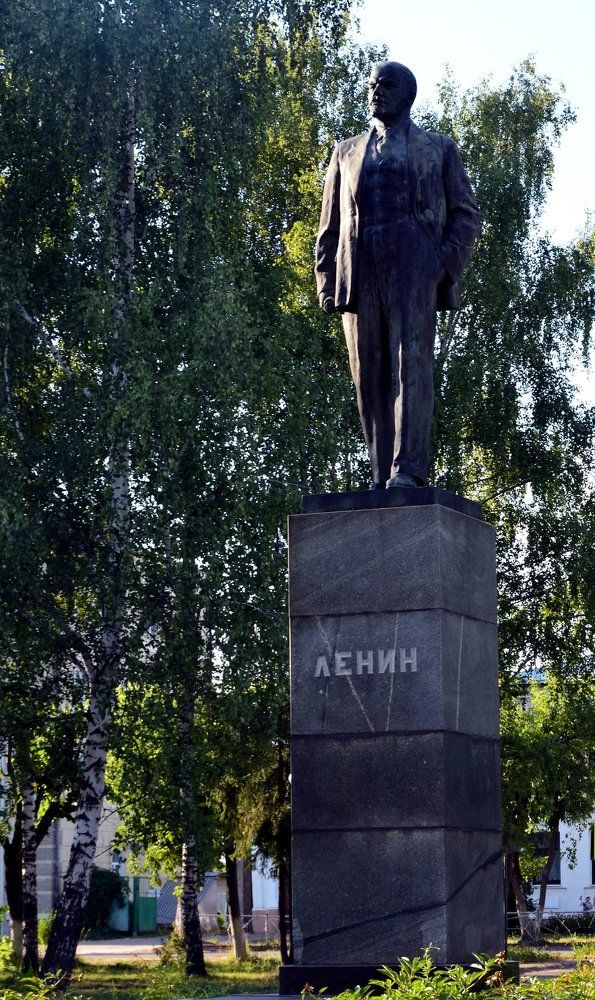 В веках истории помни...