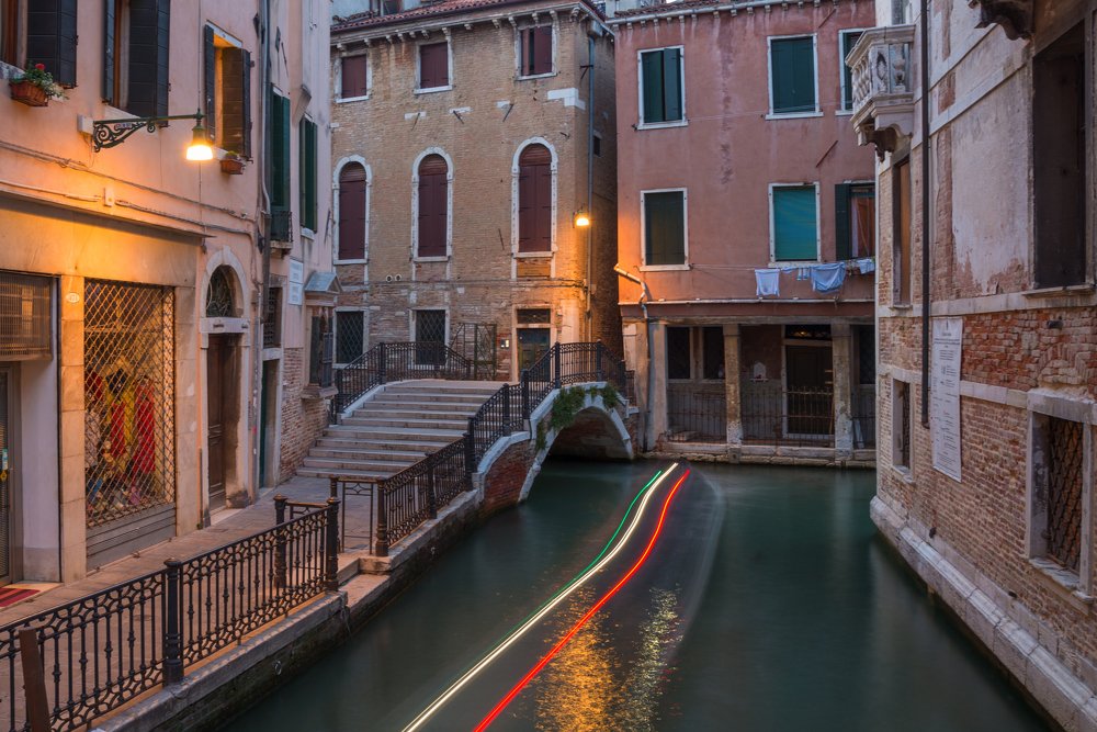 След гондолы