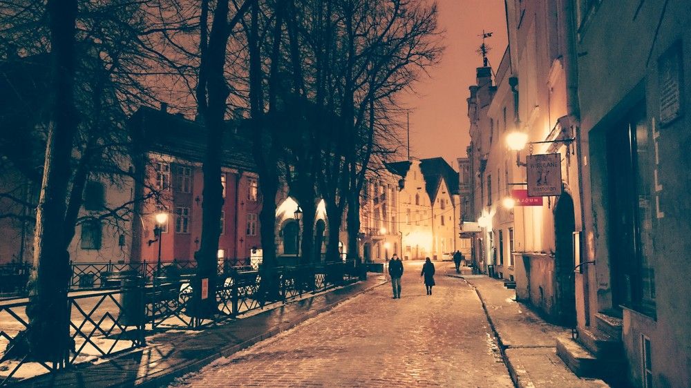 Тёплой зимой в городе