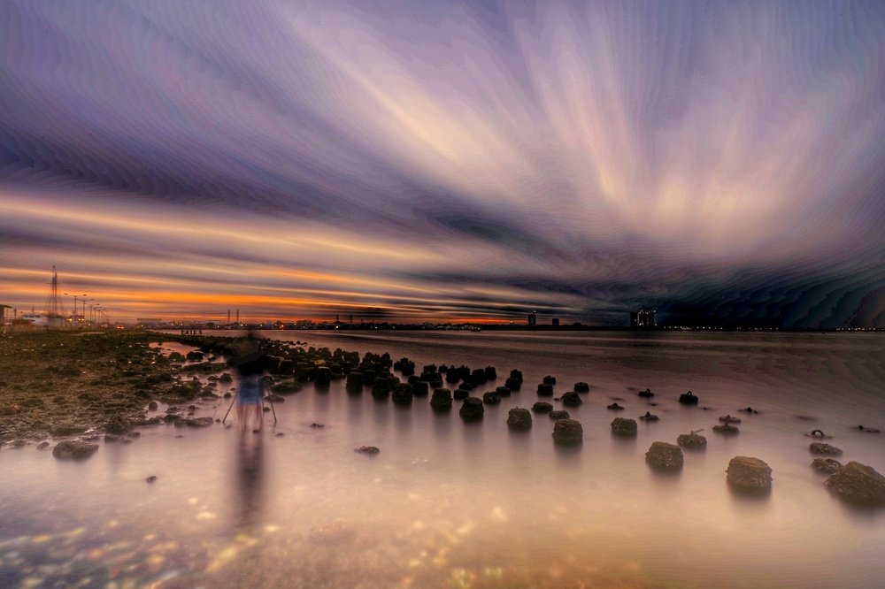 Sunset with many clouds