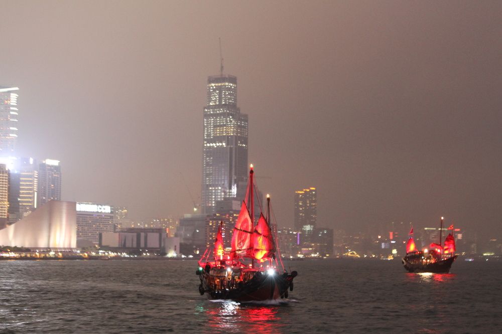 Вечерний Гонконг