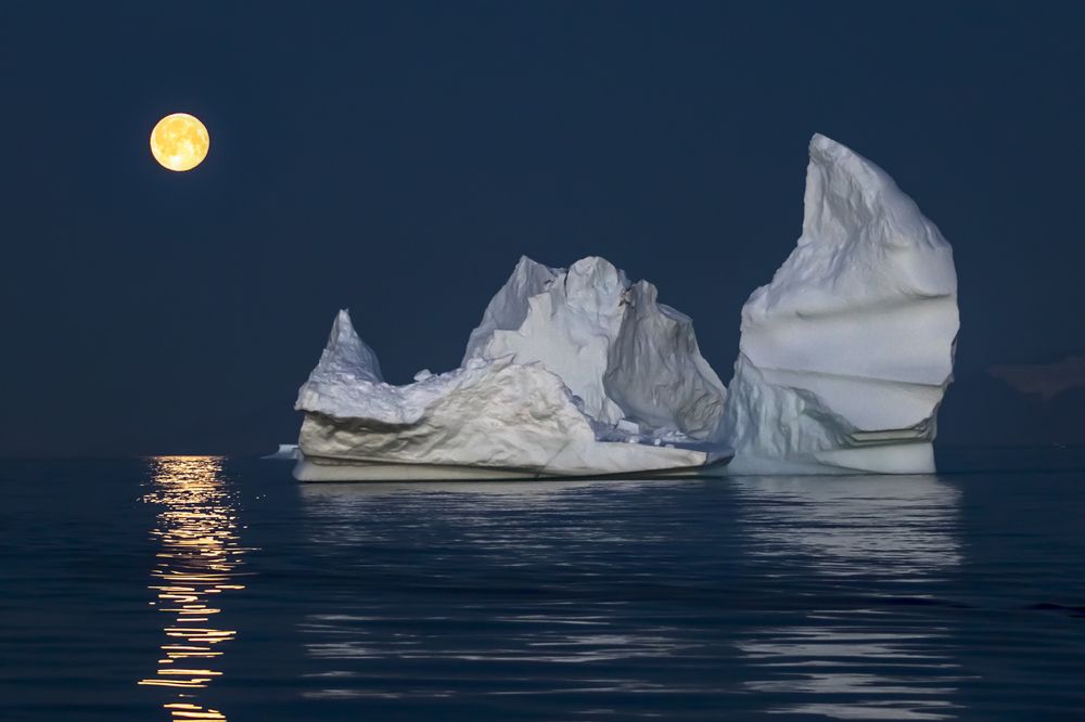 Полнолуние в Арктике