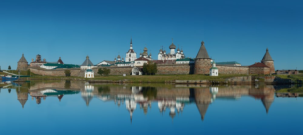 Ставропигиальный мужской монастырь Русской православной церкви.