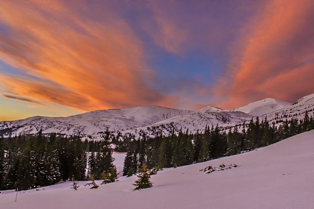 Рассвет в горах