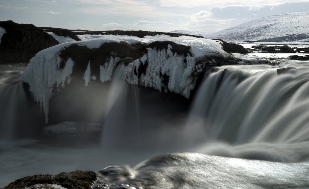 Заснеженный Годафосс