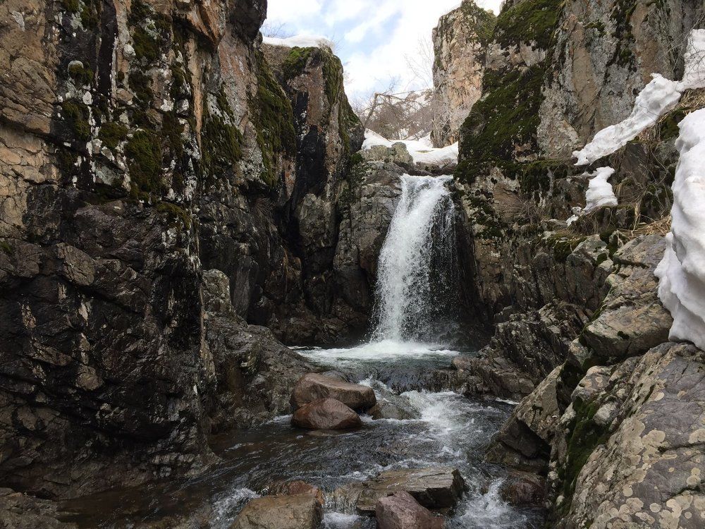 Малыш-водопад
