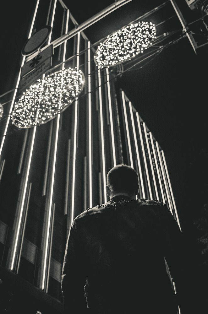 Взгляни вверх, чтобы увидеть...