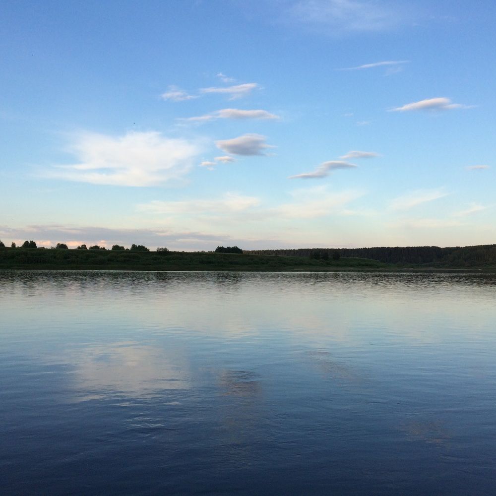 Затишье на реке