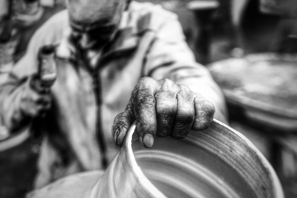 الايدى العامله