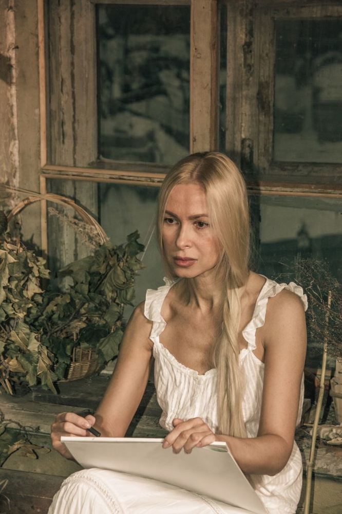 художница / paintress