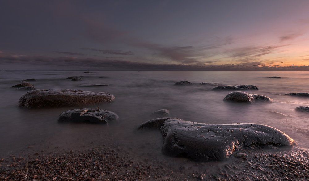 Камни....на воде