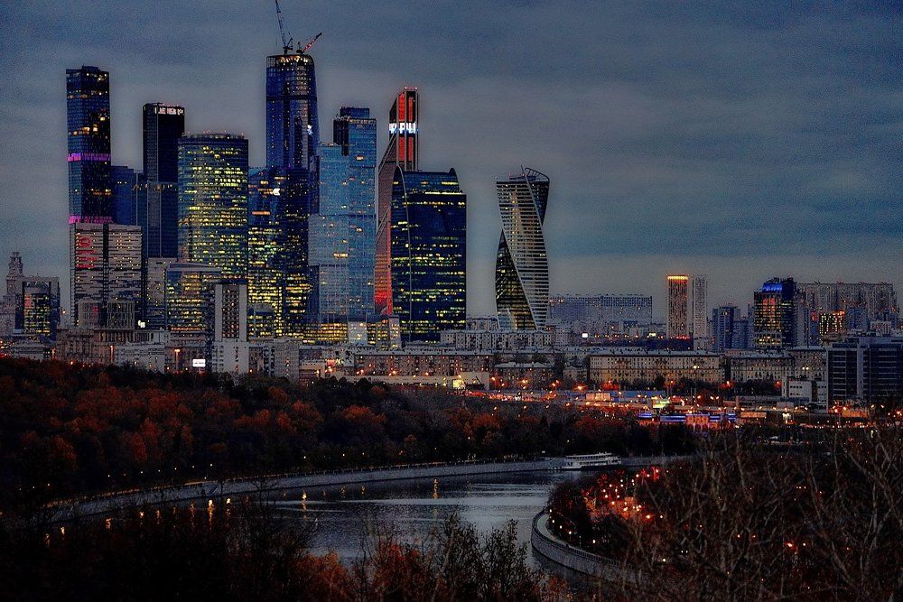 МОСКОВСКИЙ   ВЕЧЕР .