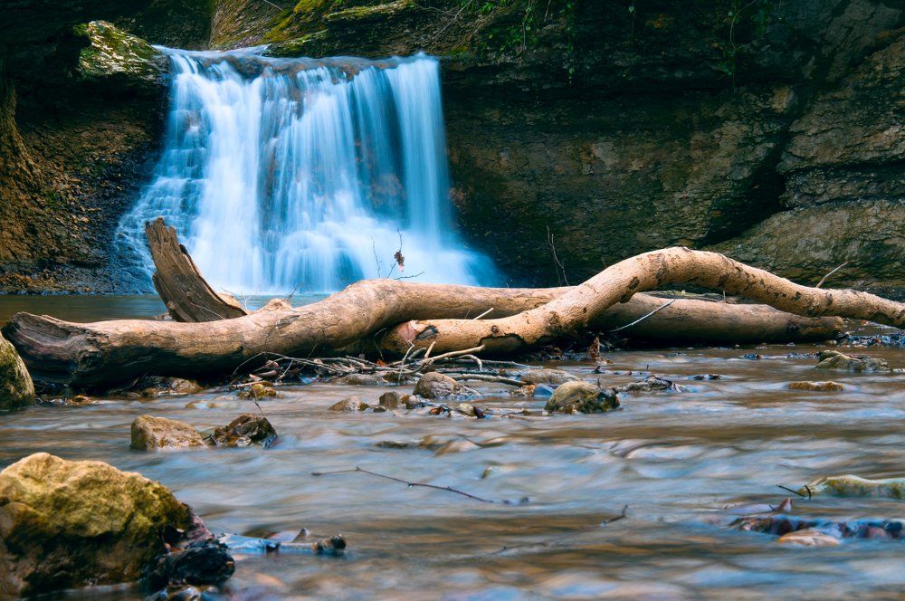 Водопад на реке Мишоко