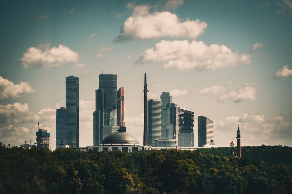 Полдень, XXII Век