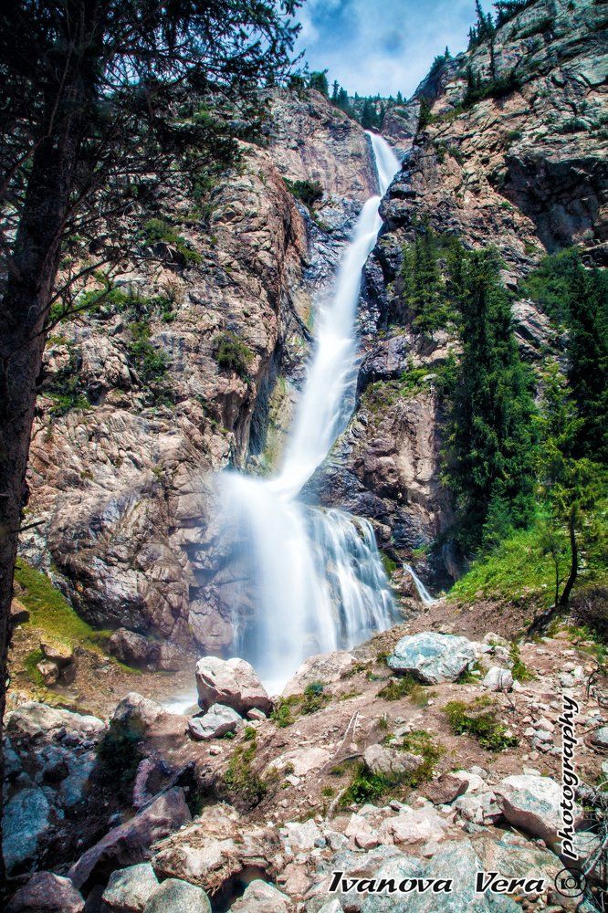 Водопад Бурхан-Булак