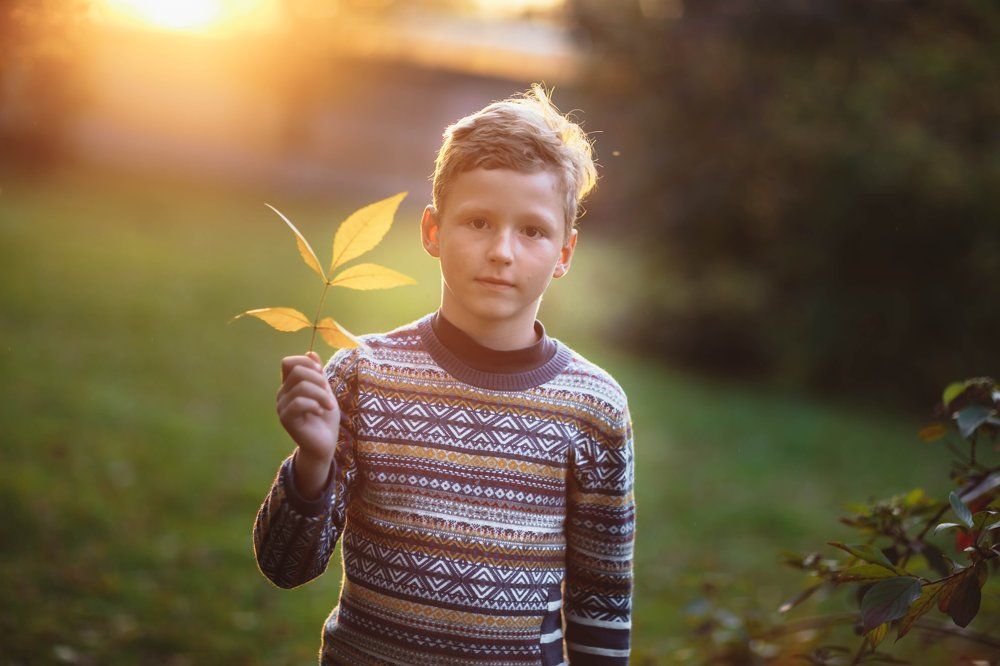 он любит осень