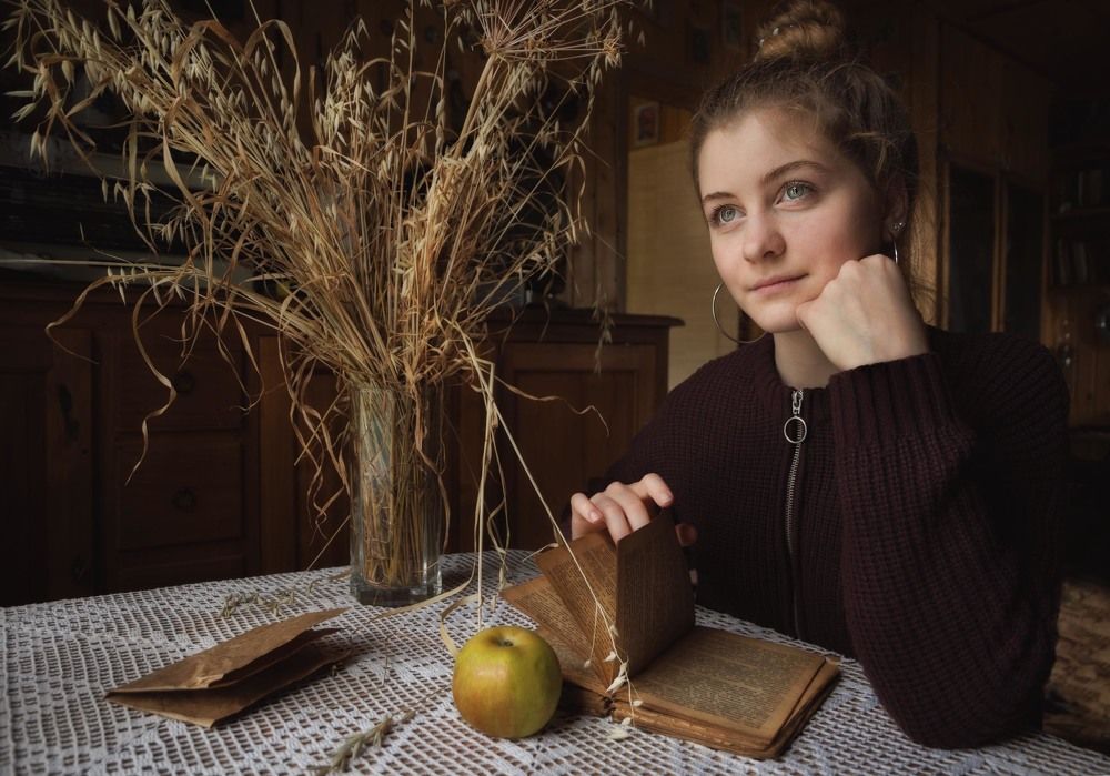 И порхают над строчками стайки неведомых душ?