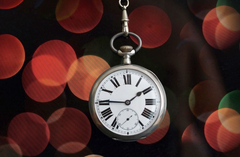 пока идут старинные часы