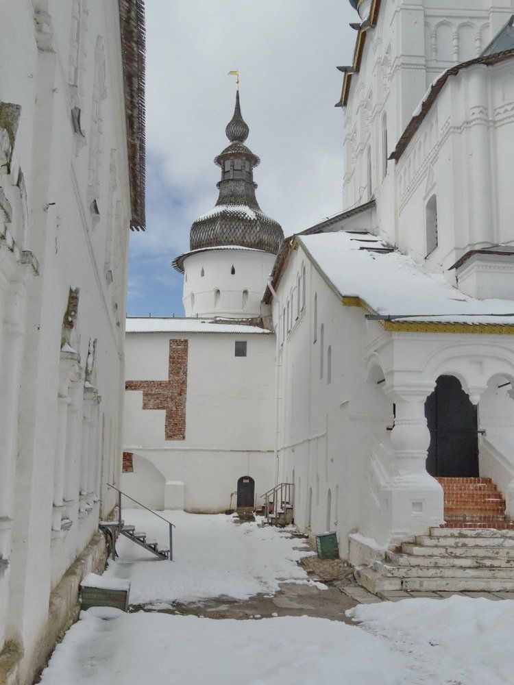В Ростовском Кремле. Башенка