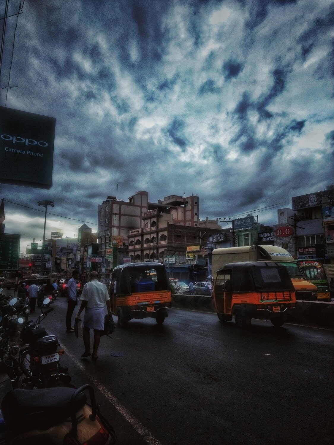 Rough weather at theni