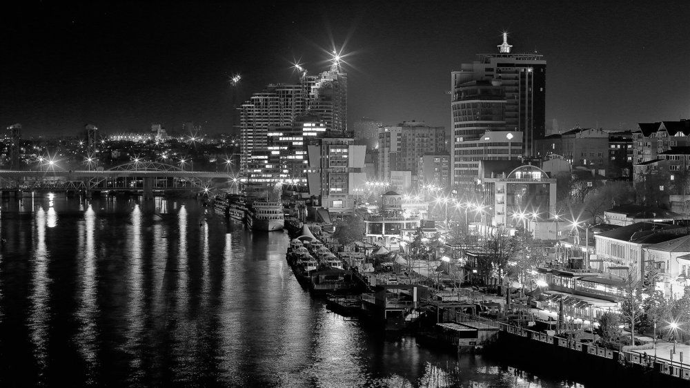 Тёмная ночь .