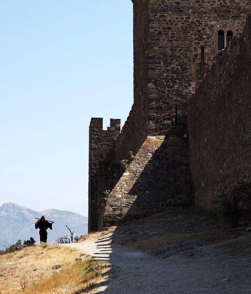 Тени прошлого.