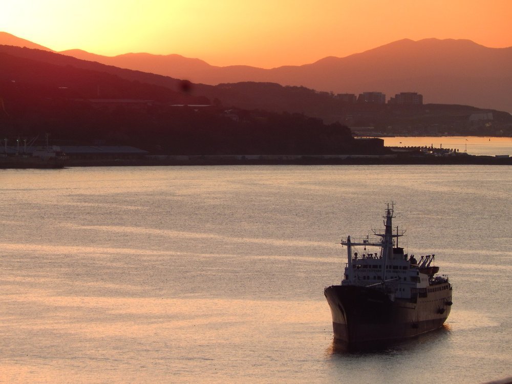 Движение на рассвете.