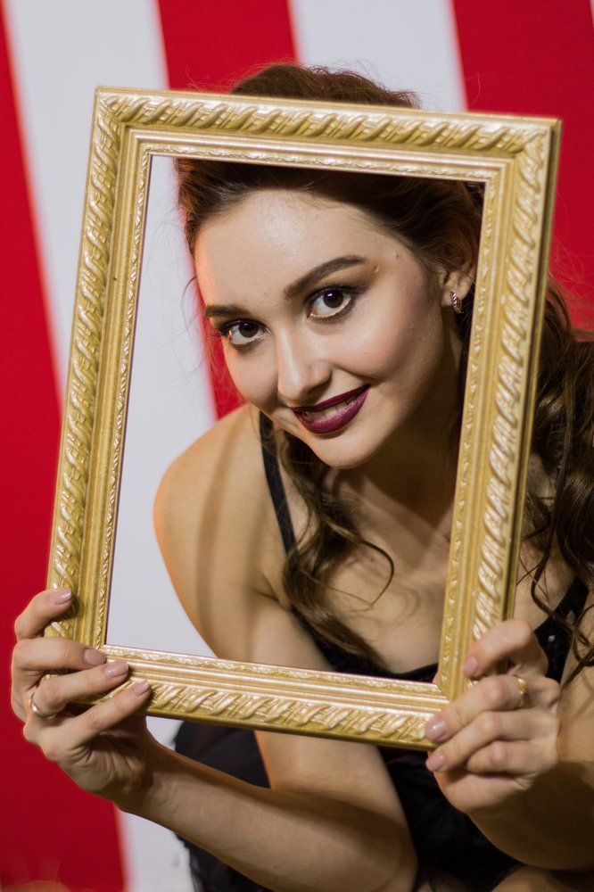 Портрет в рамке