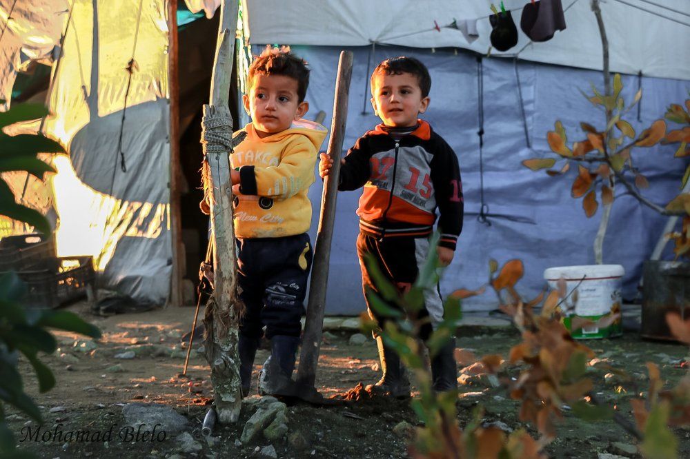 أطفال لكن في قمة الرجولة