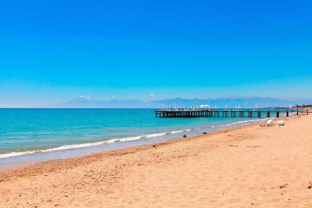 Песочный пляж