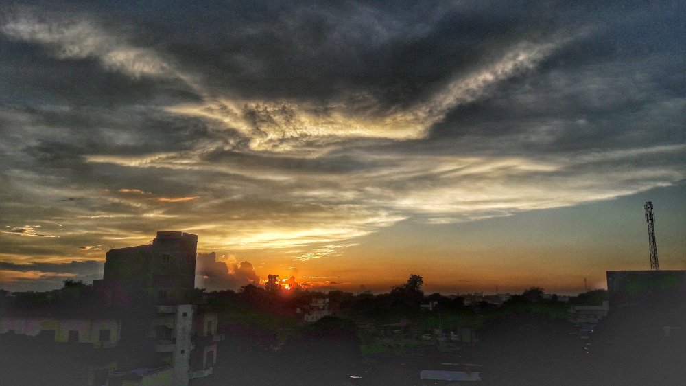 It's time to sunset.