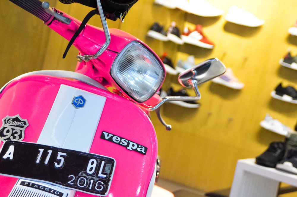 Vespink; Vespa in Pink