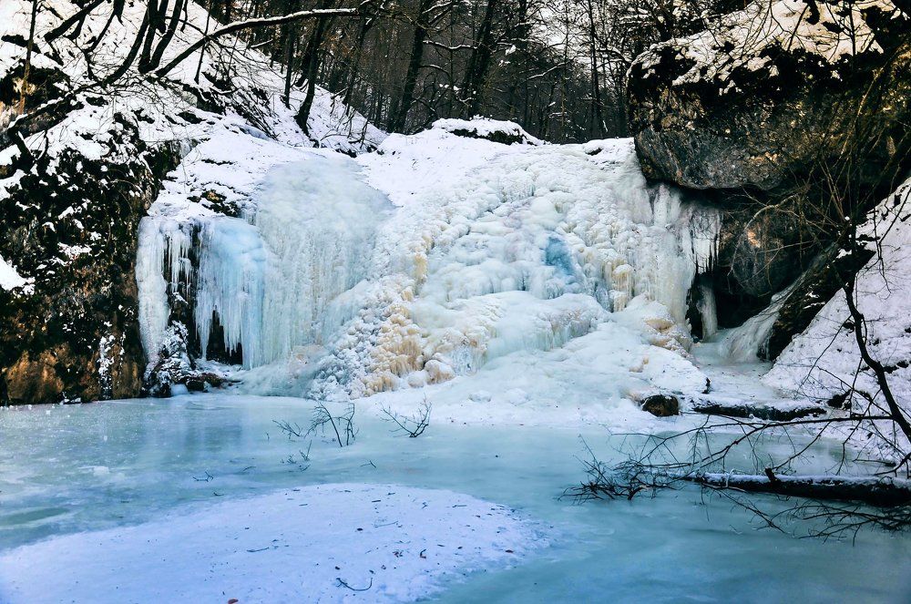 Все замерло