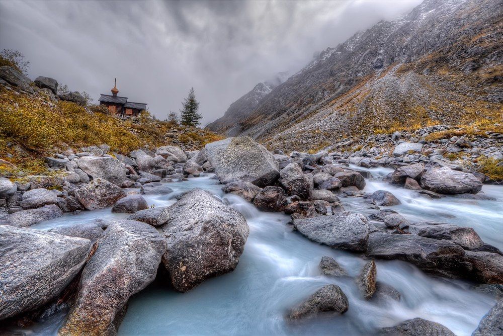 Земля сильных духом