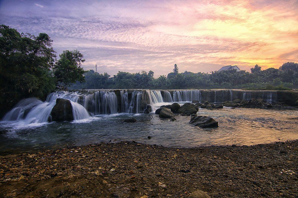 Parigi Waterfall #3
