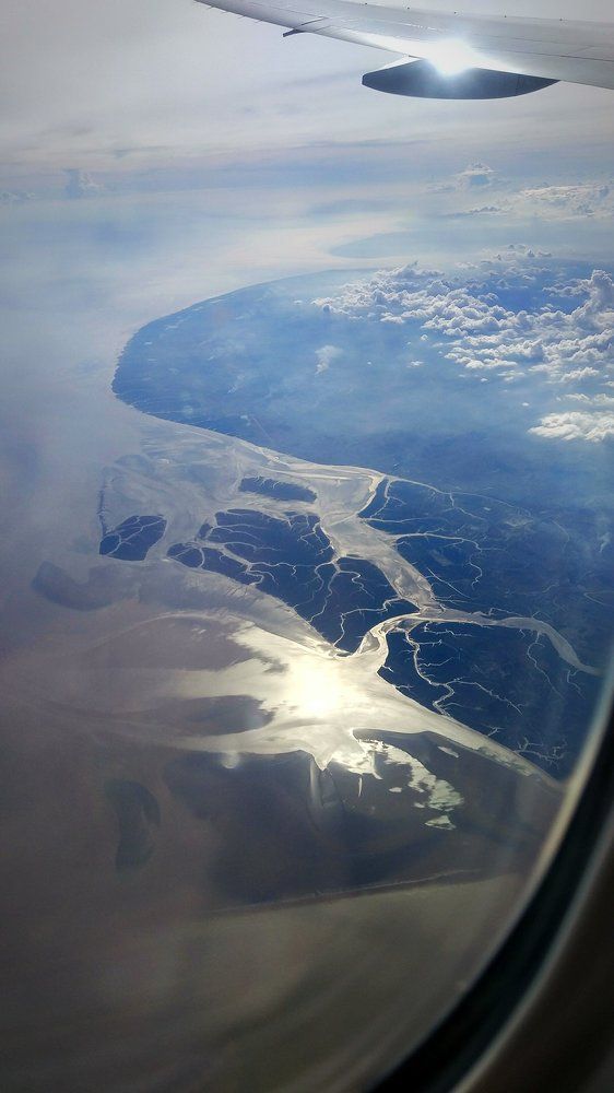 Небо. Море. Облака