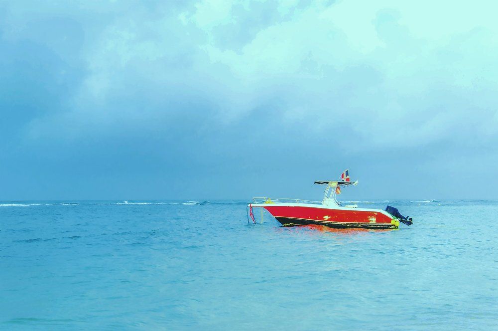 В голубом пространстве