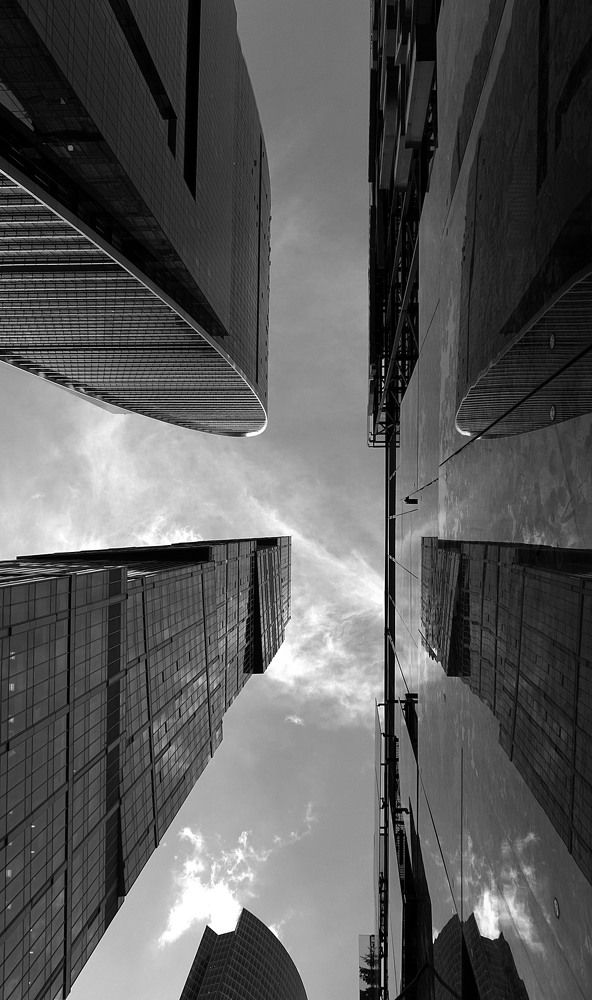 Упирающиеся в небо ...