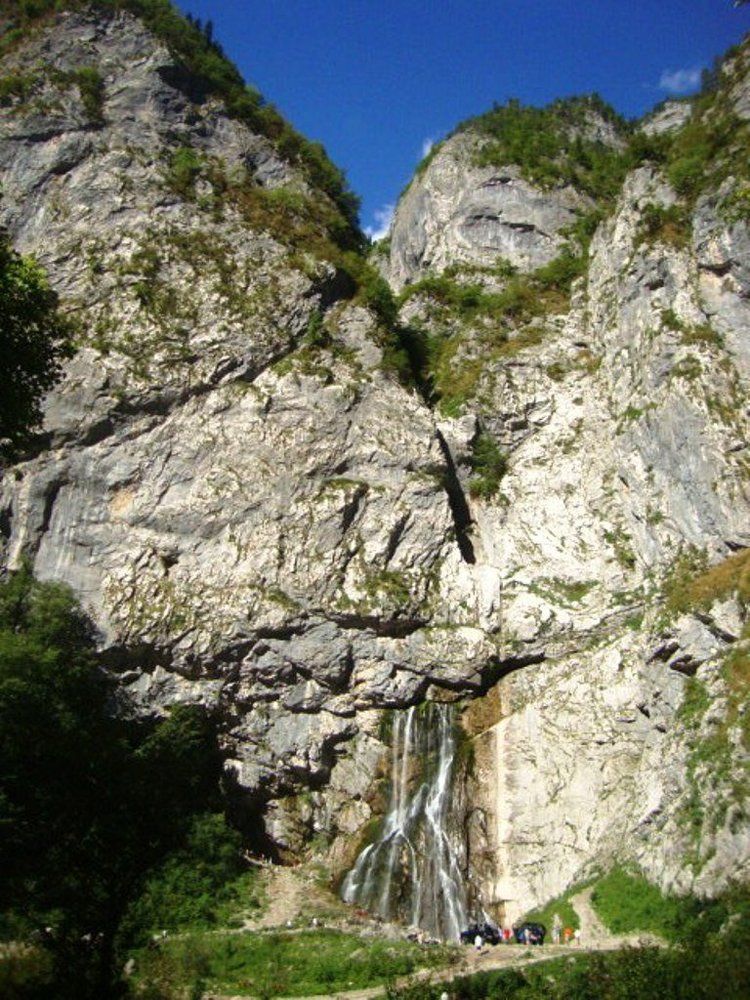 Гекский водопад