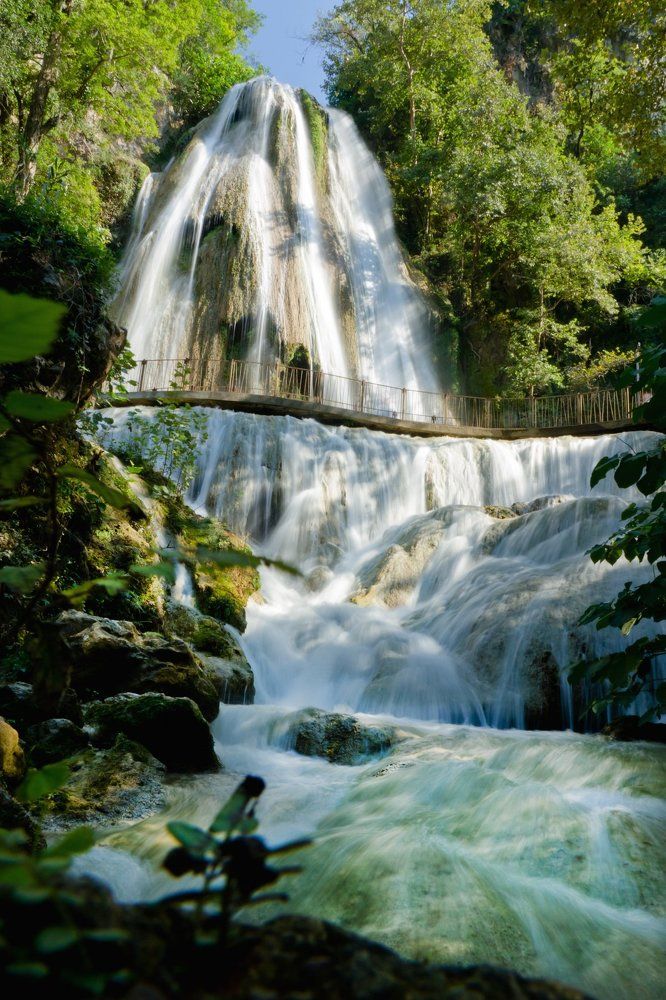 Мексиканский водопад, около города Монтеррей.