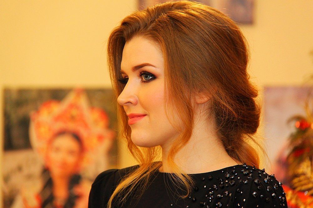 На выставке картин