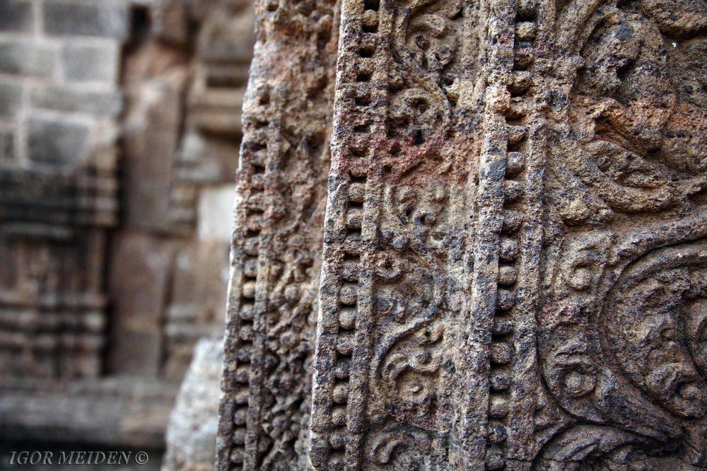 Священные стены