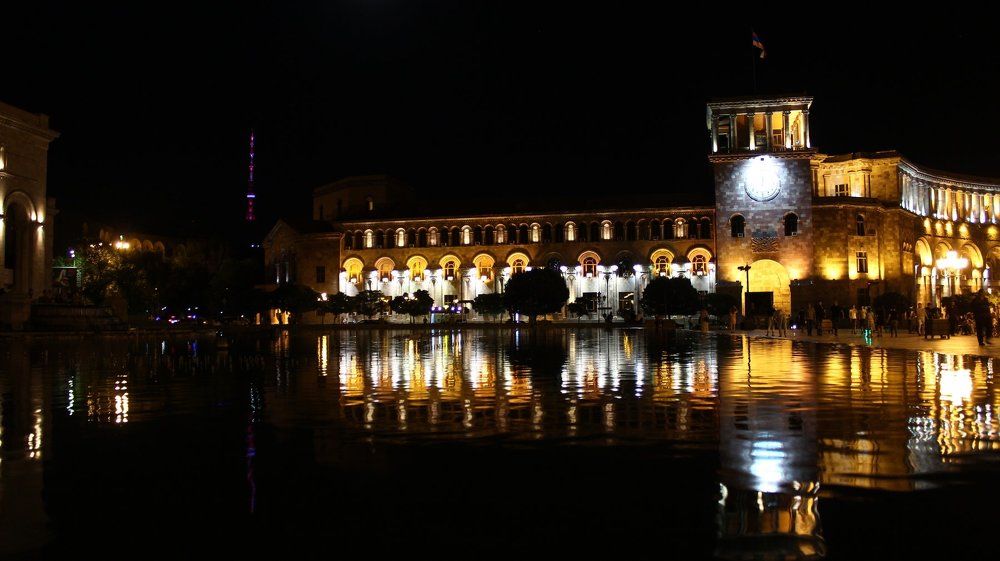 Ночной Ереван