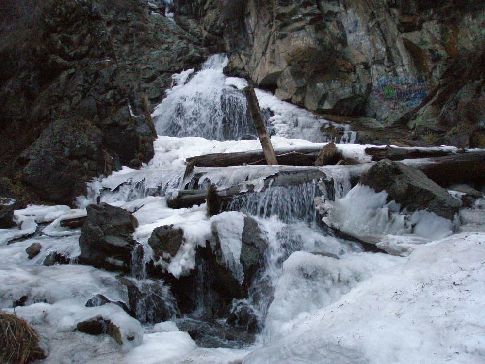 Камышлинский водопад. Алтай