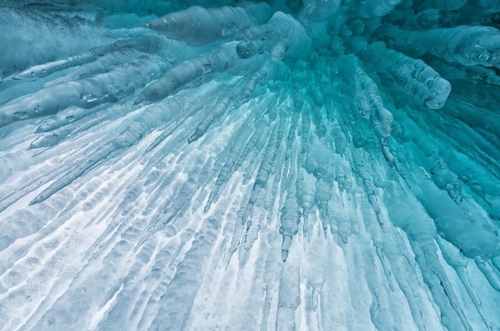 В ледяном гроте