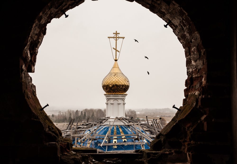 100 метров над уровнем Бога.