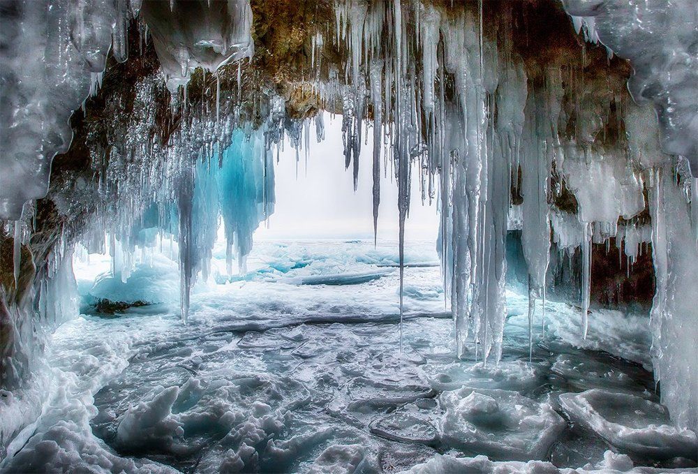 Ледяной занавес