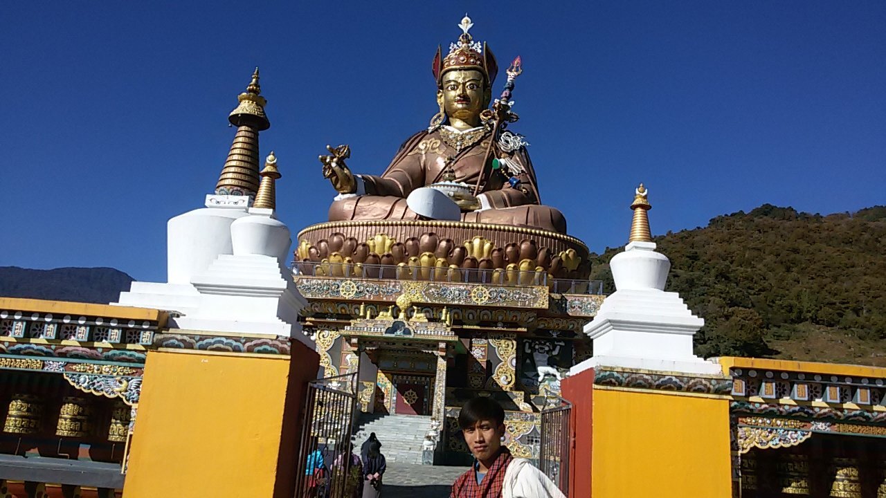 Largest sitting statue of Guru padmasambhava